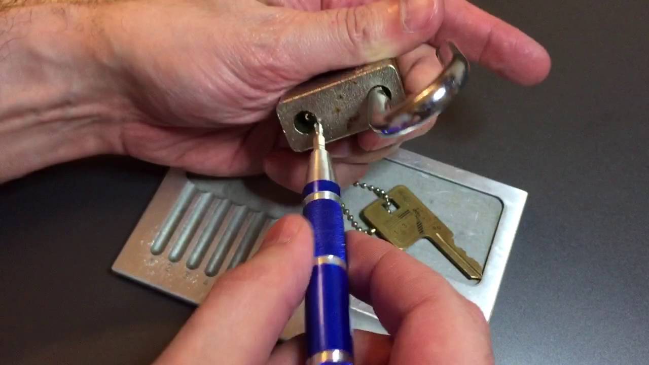 [185] Federal 100G Padlock (Solid Body Version) Picked and Gutted