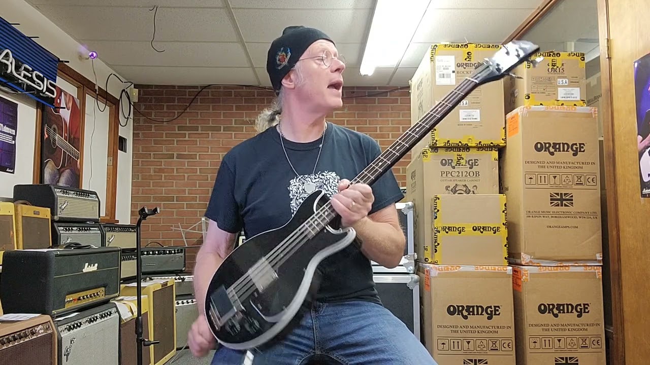 Gibson Custom Shop Gene Simmons EB0 Bass. #gibson #kiss #genesimmons