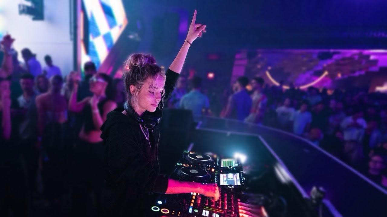 24 Hours in Vegas with Charly Jordan