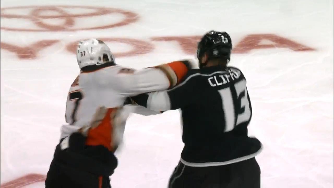 Gotta See It: 3 fights erupt in 4 seconds between Kings and Ducks