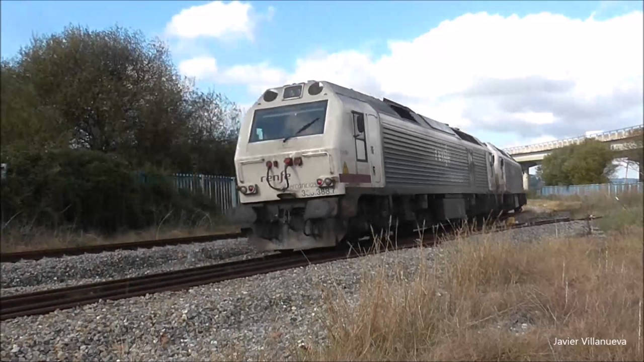 Trenes en la estación de Neda con sorpresa final