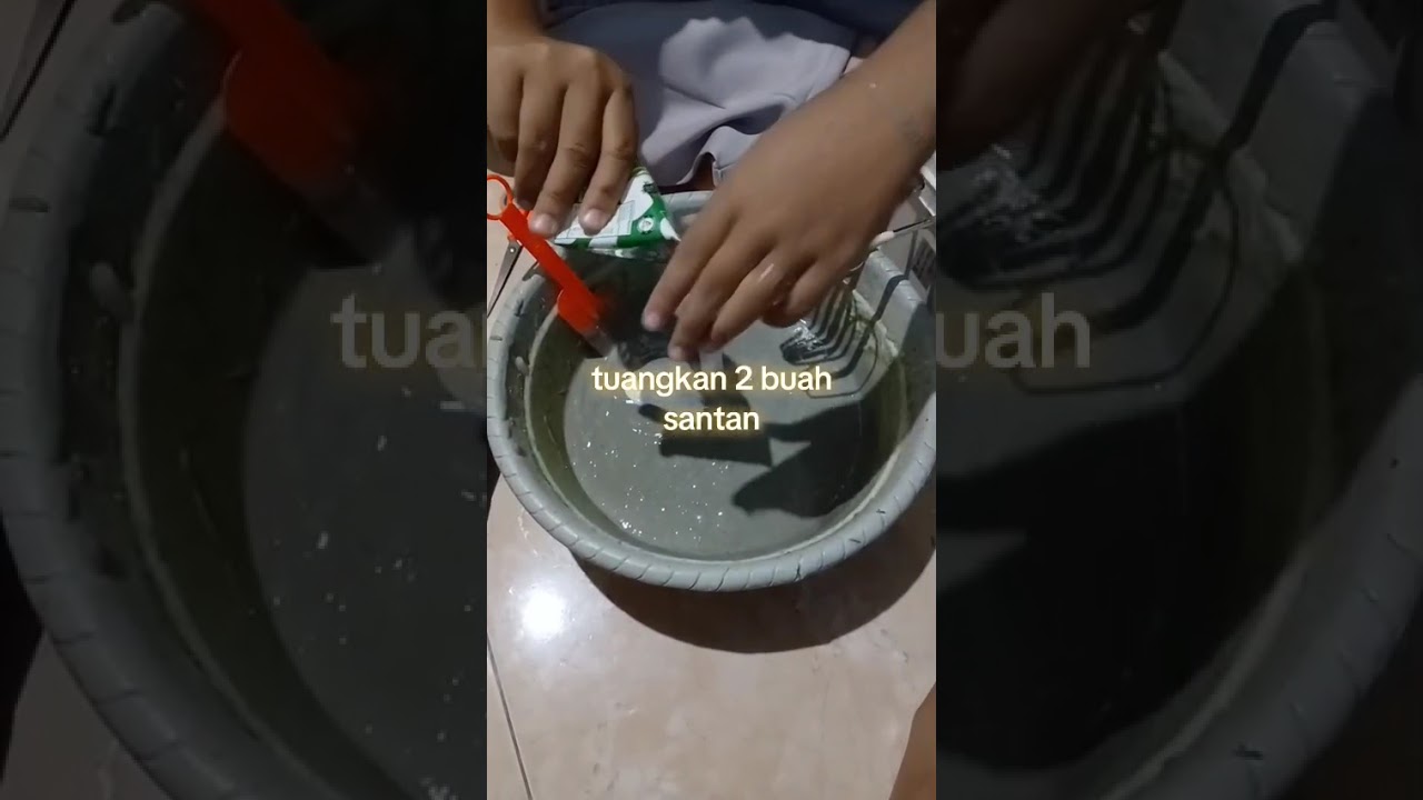Tutorial membuat bolu ketan hitam by Chelsia dkk kelas 9 E, SMPN 1 BALONGAN. 