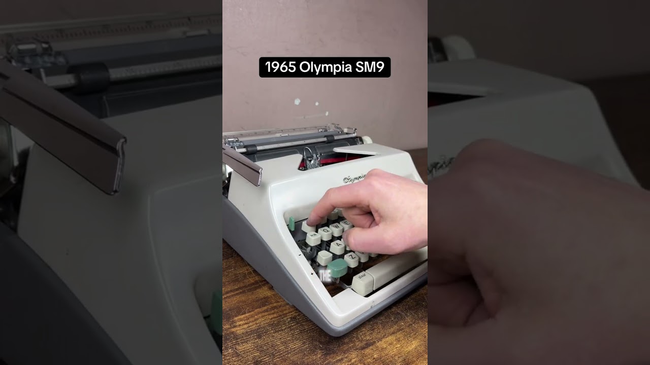Как пользоваться всеми функциями винтажной портативной пишущей машинки Olympia SM9 1965 года выпу...