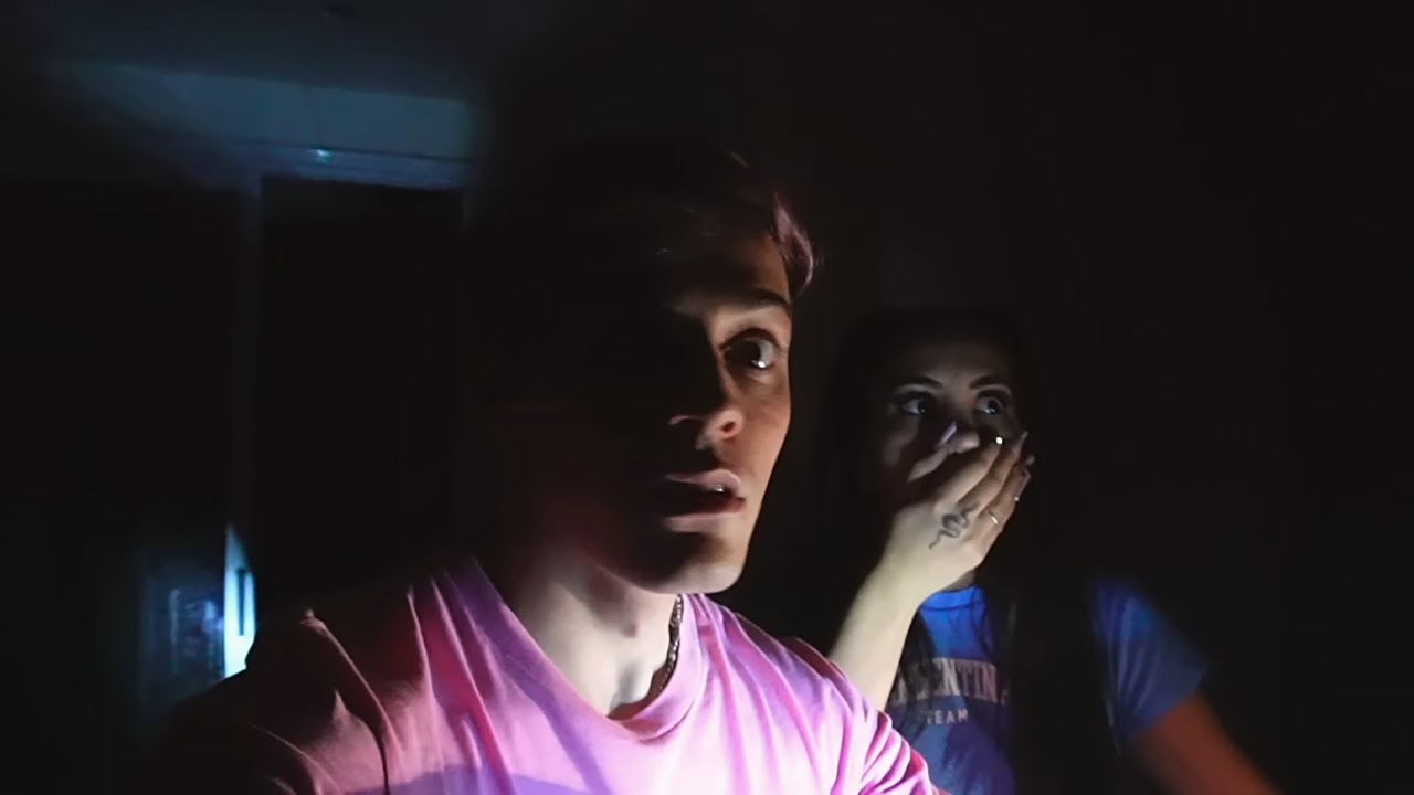 PASAMOS LA NOCHE EN LA CASA ABANDONADA