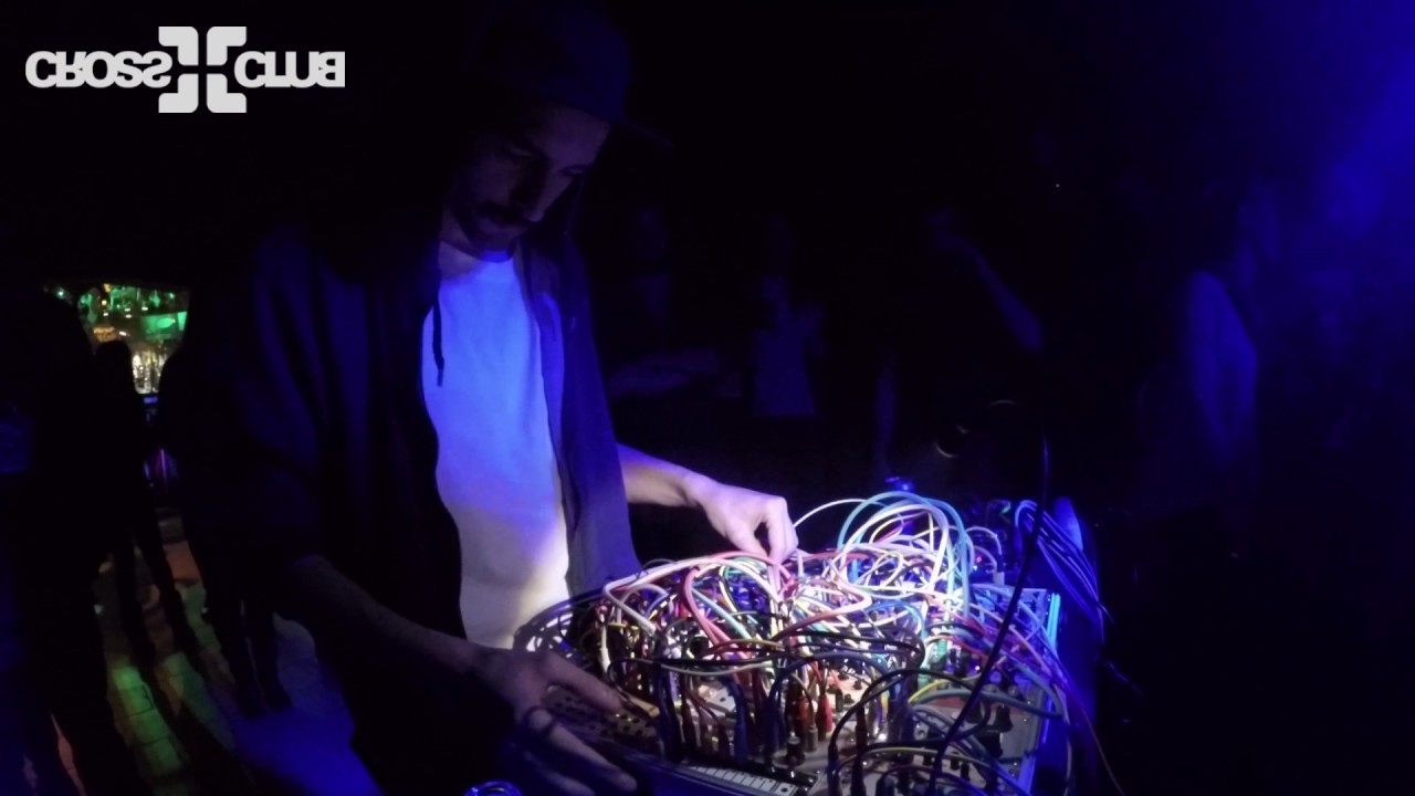 Hrtl - Deep Beat Avantgarde (Live)