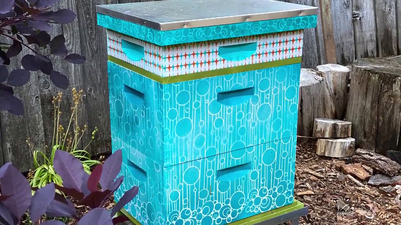 Painting Bee boxes using stencils