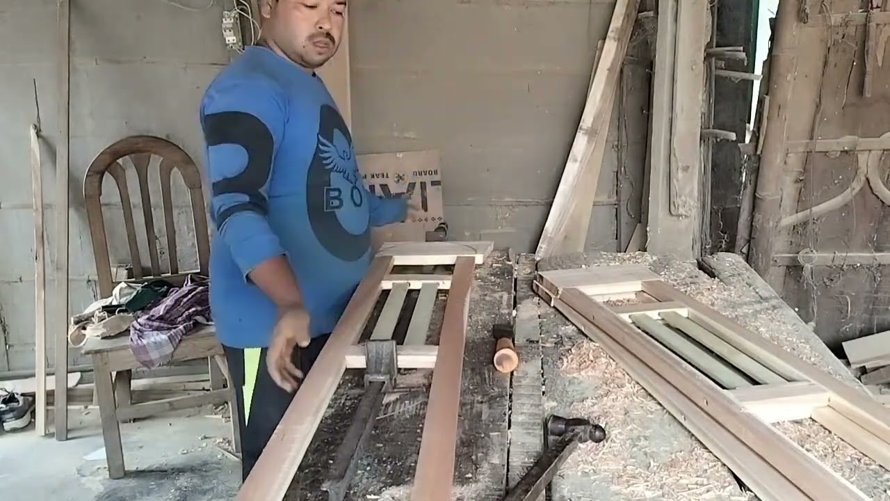 wood design,alna design working #woodcarving #carpainter #furniture #woodworking