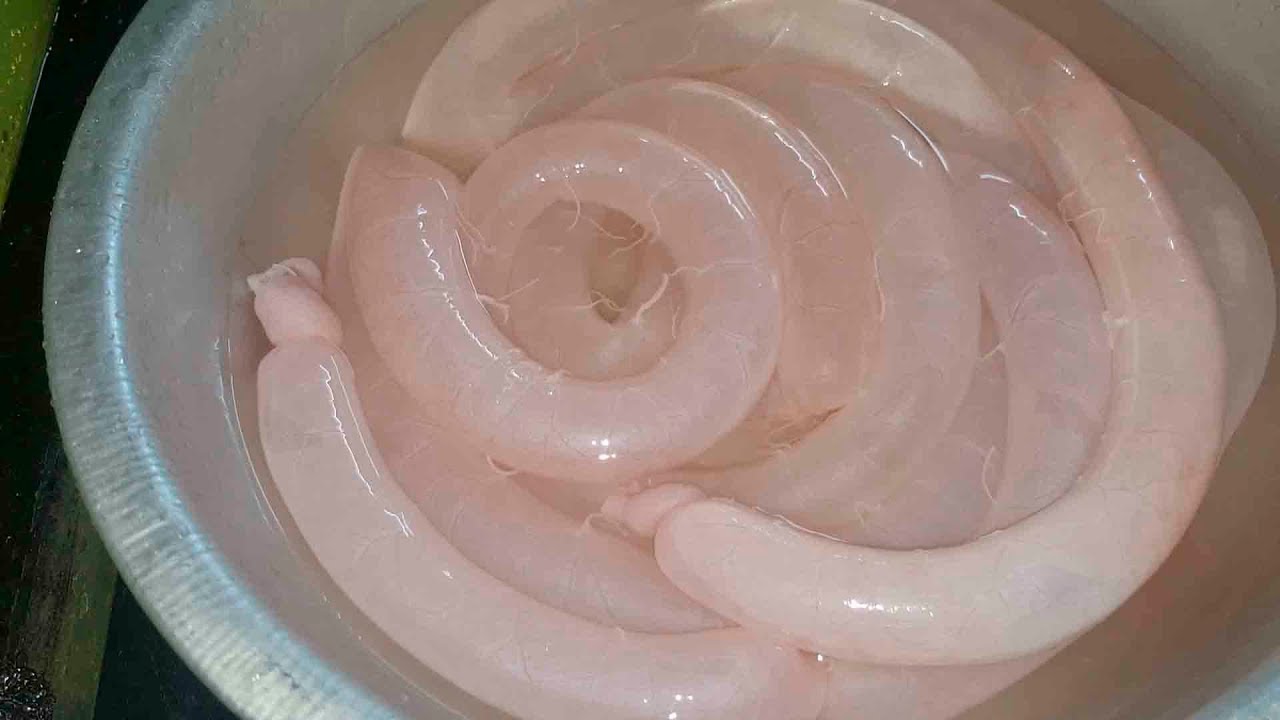 Mẹo sơ chế lòng làm xúc xích, lạp xưởng