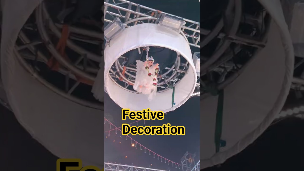 Glimpse of Infant  Jesus Chariot procession.