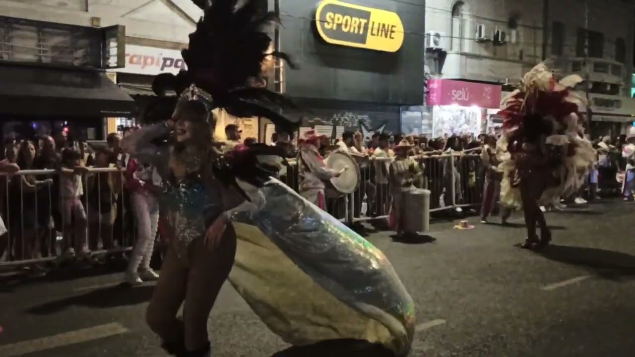 Carnaval 2024 - Corso de Villa Urquiza - Los Fantásticos del Oeste - retirada.