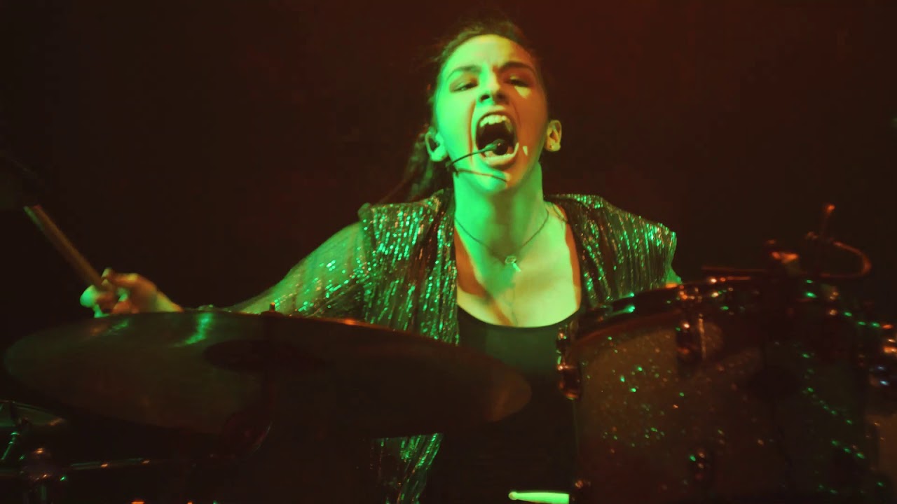 Sinister Smiles - THE WARNING - LIVE at Lunario CDMX