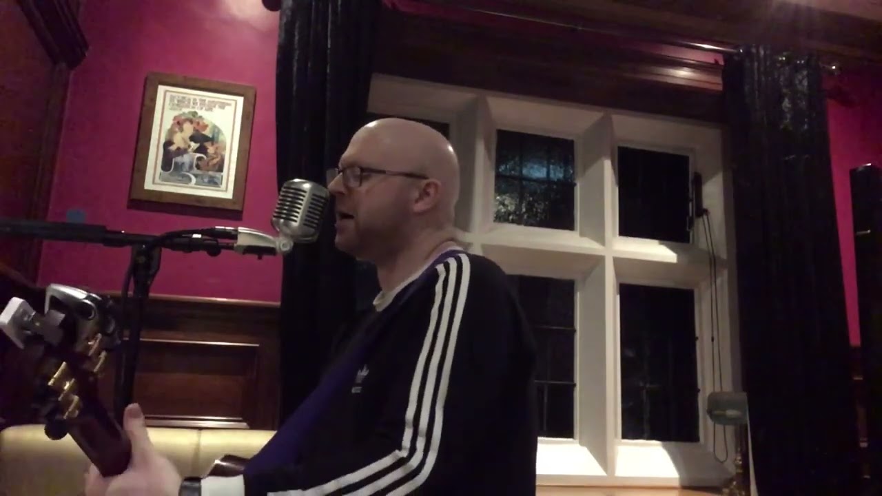Daf Jones - &lsquo;Many of Horror&rsquo; (Biffy Clyro cover)