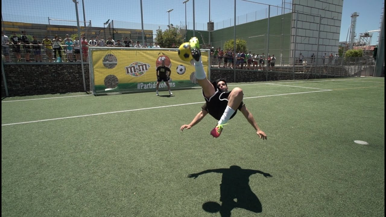FÚTBOL EN LA VIDA REAL | SKILL SHOT CHALLENGE 3 | #PartidazoMMs