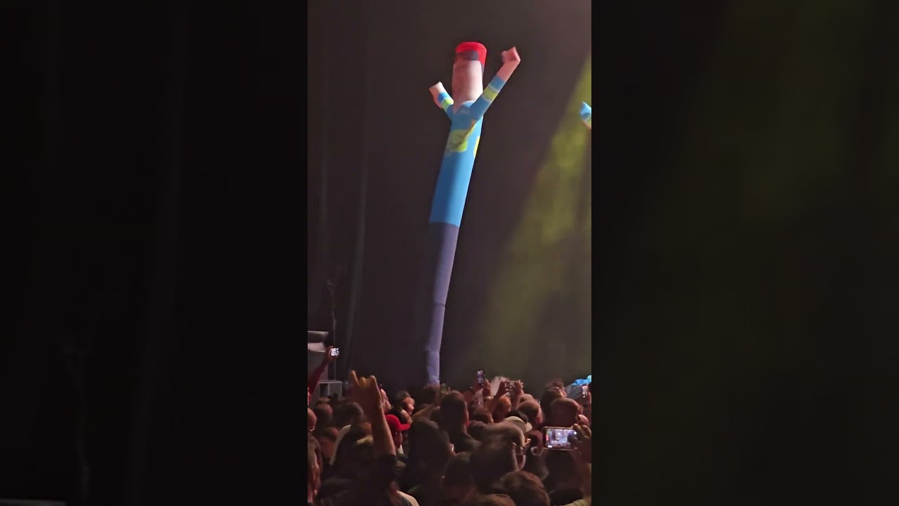 THE OFFSPRING - PRETTY FLY FOR A WHITE GUY - HARD ROCK LIVE - HOLLYWOOD FLORIDA - 03/05/26