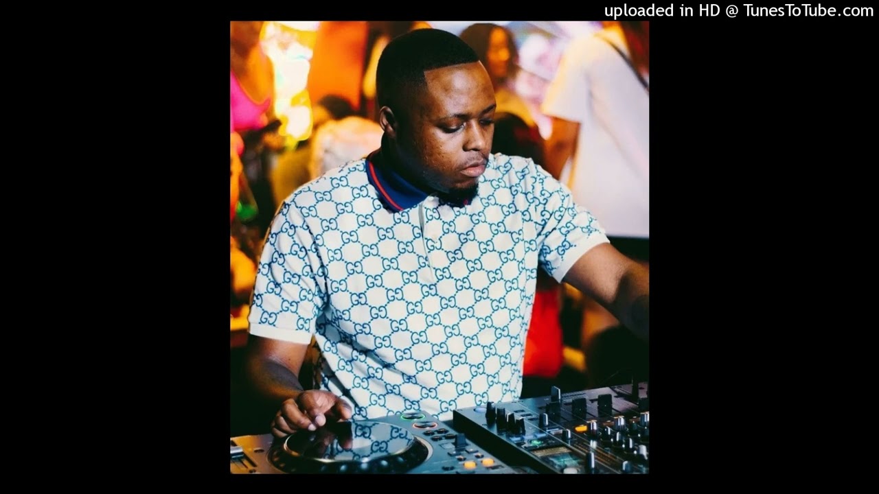 Kelvin Momo-Untitled Track 4 (Taken from Dzo - Local Is Lekker #27 Mixtape)