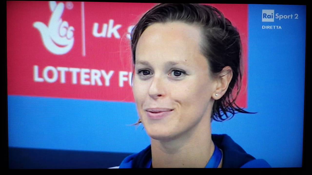 Europei di nuoto Londra 2016 Federica Pellegrini ORO 200 sl  - La premiazione