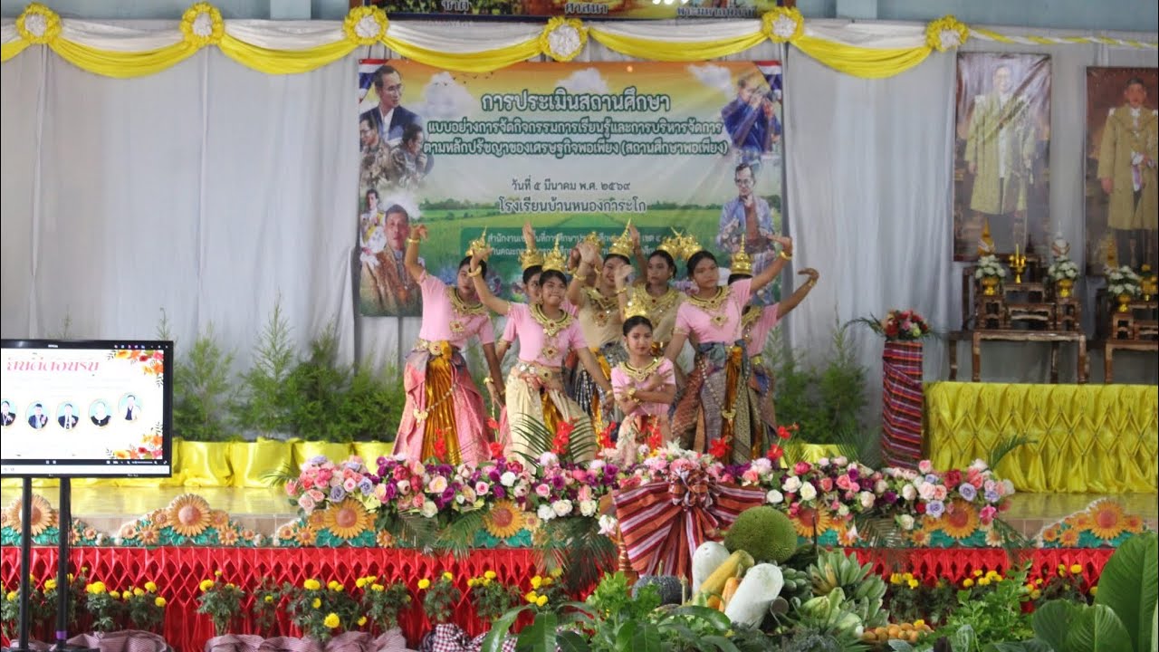 การแสดงบุรีรัมย์รุ่งเรือง พิธีเปิดการประเมินสถานศึกษาพอเพียง 2568 รร.บ้านหนองการะโก สพป.บร. 4