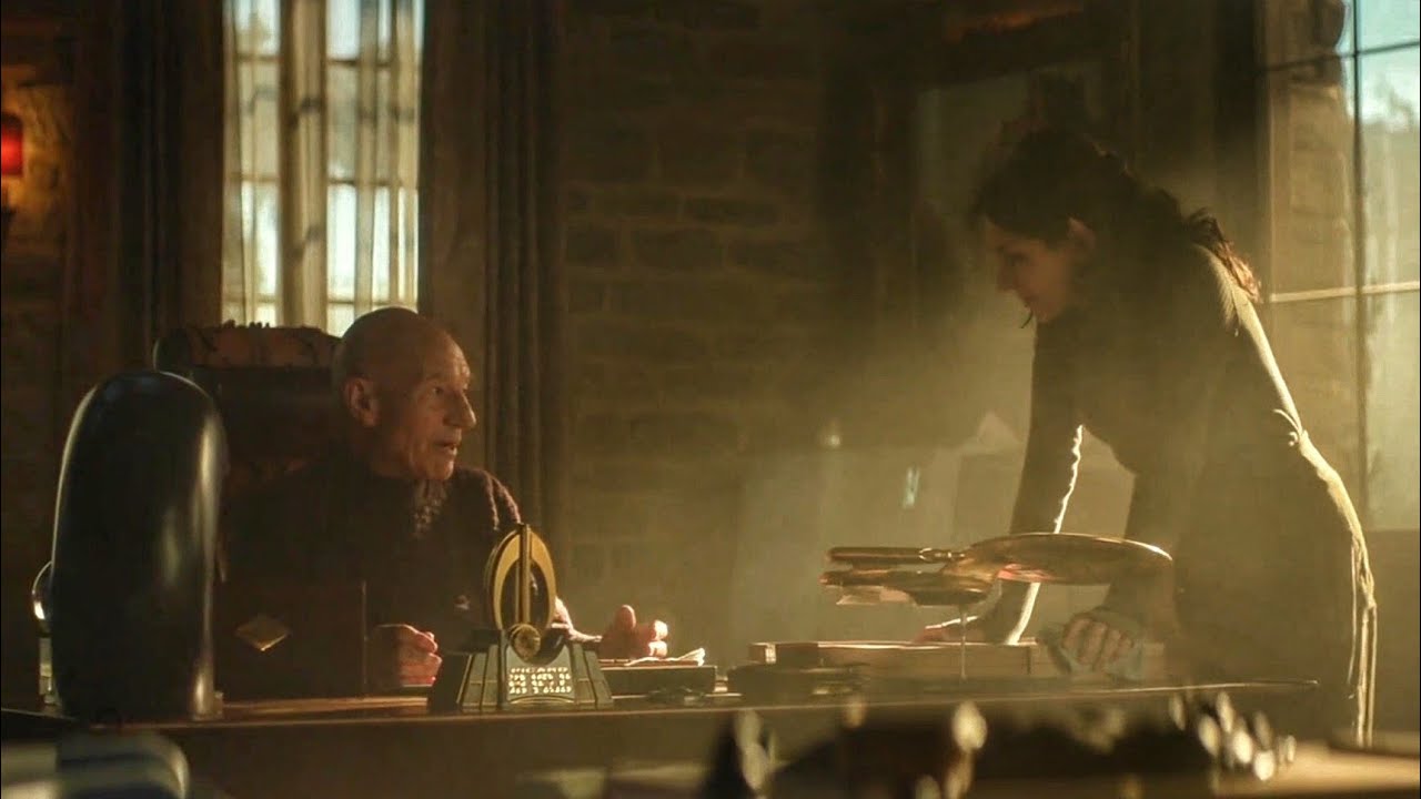 Picard And Laris Talking About Legacy And Enterprise D - Star Trek: Picard S03E01