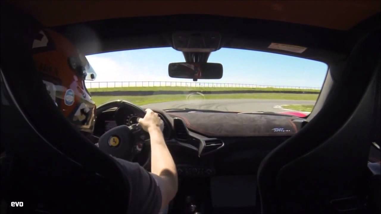 Ferrari 458 Speciale Onboard at Anglesey circuit/ EVO magazine fast laps
