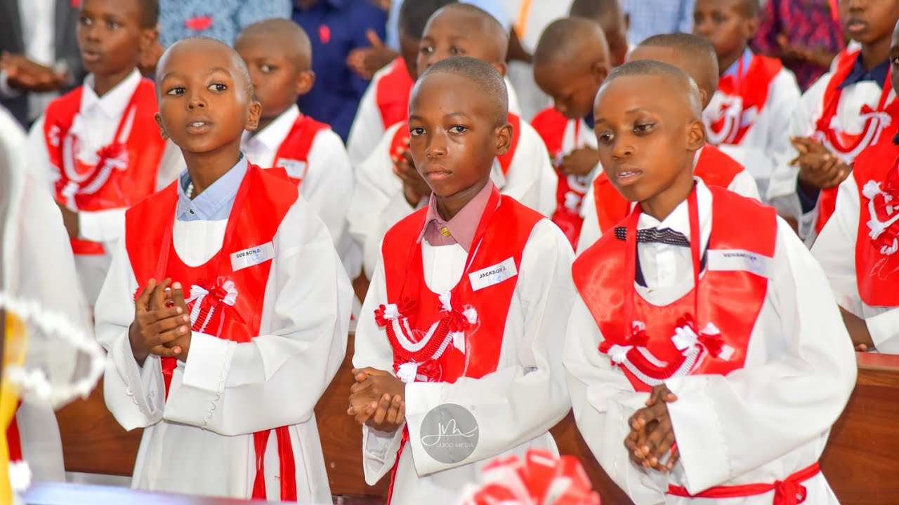 Uje Roho Mtakatifu, Watoto wa Kipaimara Parokia ya Roho Mtakatifu Segerea Jimbo Kuu la Dar es Salaam