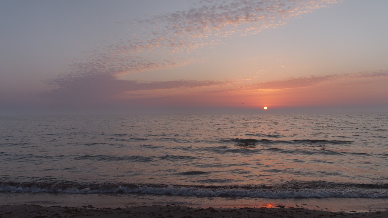 Waves at Sunrise - Rewa, Baltic Sea | 13 Min Real Nature Audio
