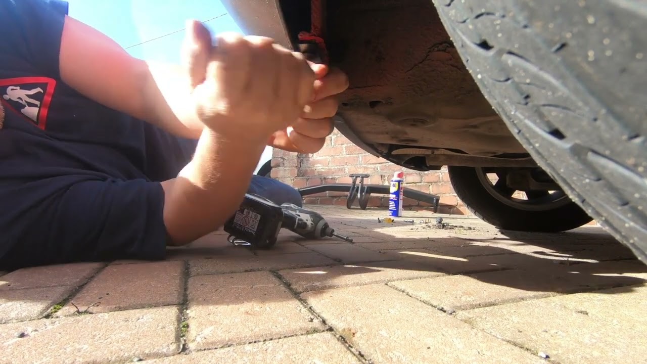 Installing a Witter towbar and electrics to a 2006 VW Polo MK4