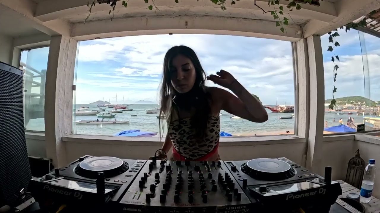 Carla Vila | SOM - January  16 / 2025