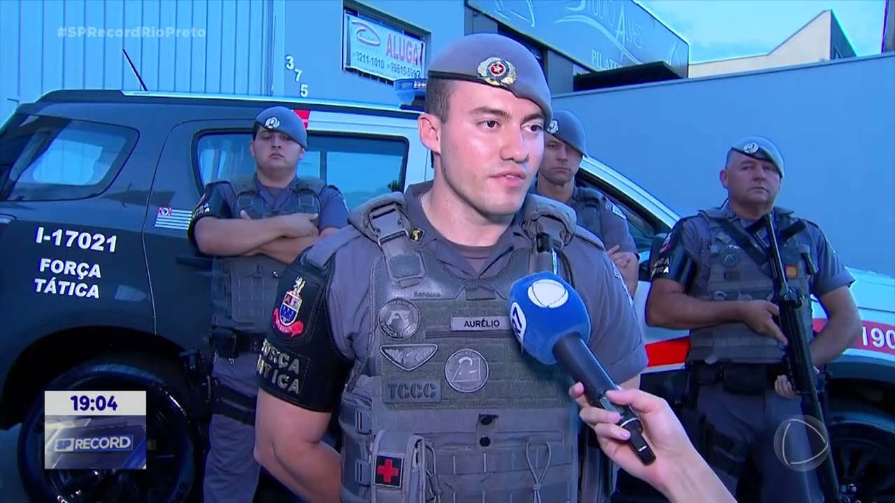 Homem &eacute; preso com armas e drogas em Rio Preto