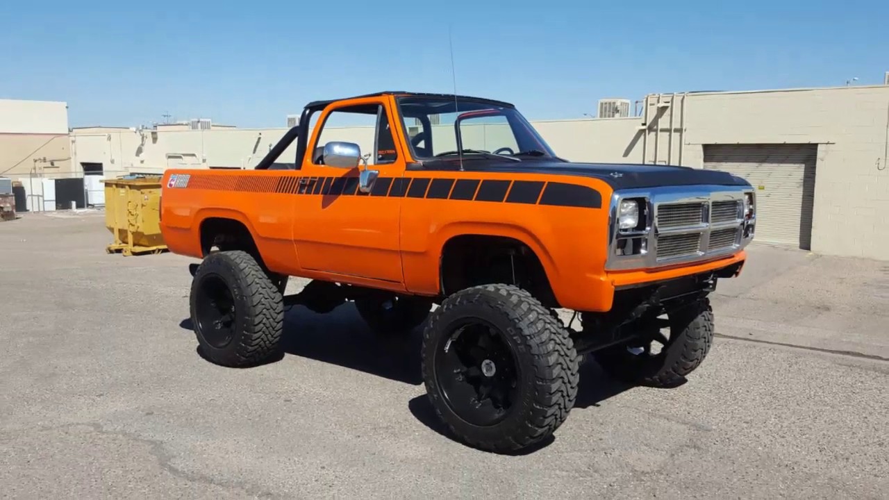 1979 DODGE RAMCHARGER 12 VALVES CUMMINS GLOSS ORANGE AND MATTE BLACK VINYL WRAP