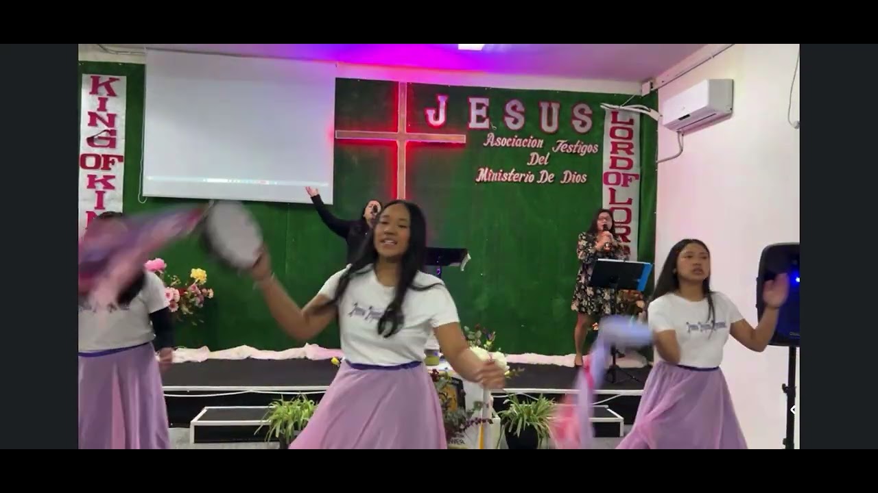 I love to be in your presence/ awesome in this place .. Song leader sis Maricar..March 8,2026
