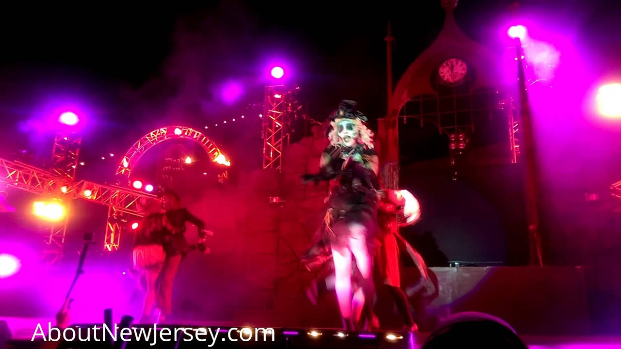 Six Flags Great Adventure's Deadman's Party 2014