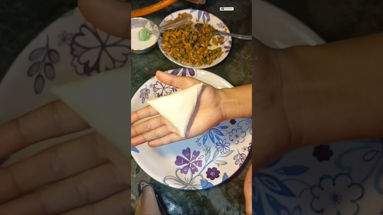Ramzan special chicken samosa | chicken samosa folding #shorts #ramzan #samosa #chickensamosa