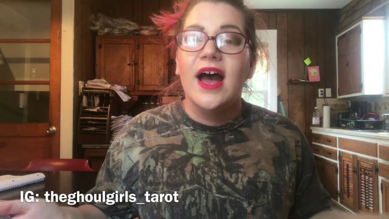 Astrological Oracle Deck Review