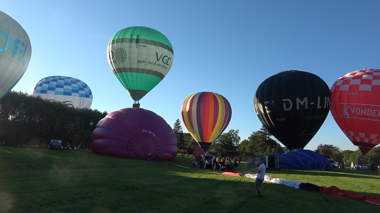 Luchtballonnen in Wachtebeke Provinciaal Domein Puyenbroeck - Oost Vlaanderen  9 Augustus 2023