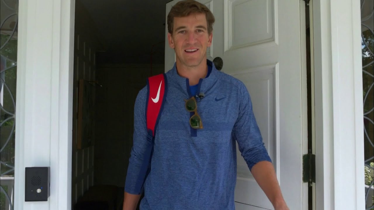 Eli Manning Heads Over To Giants Training Camp | NFL
