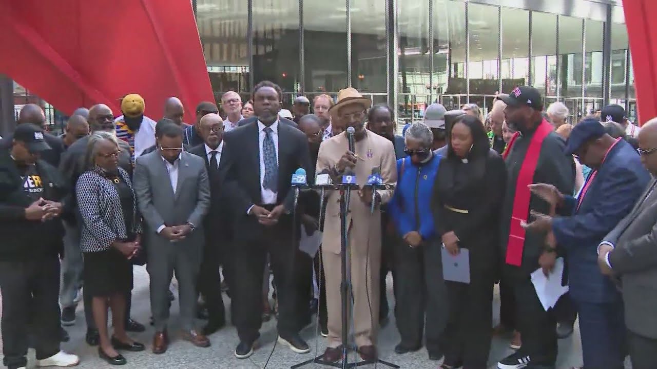 Chicago-area clergy gather to denounce potential National Guard deployment to Chicago