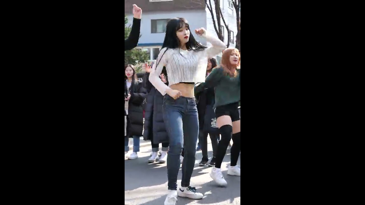 180310/ 그레이스 [지수] '빨개요' 직캠 /홍대버스킹