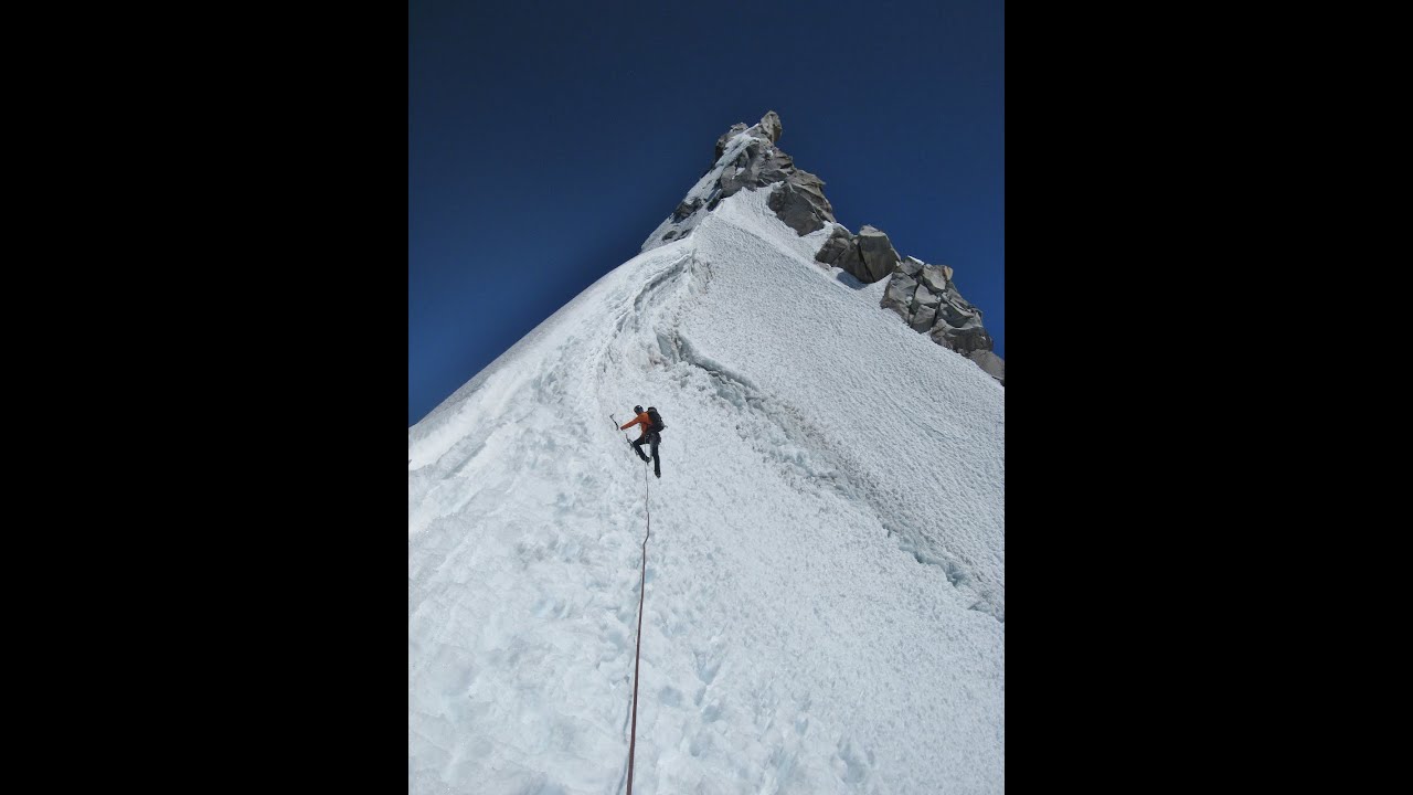 Cumbre al Apu Pariacaca 5750 m, nueva ruta "Wanka Ñan" cara Este