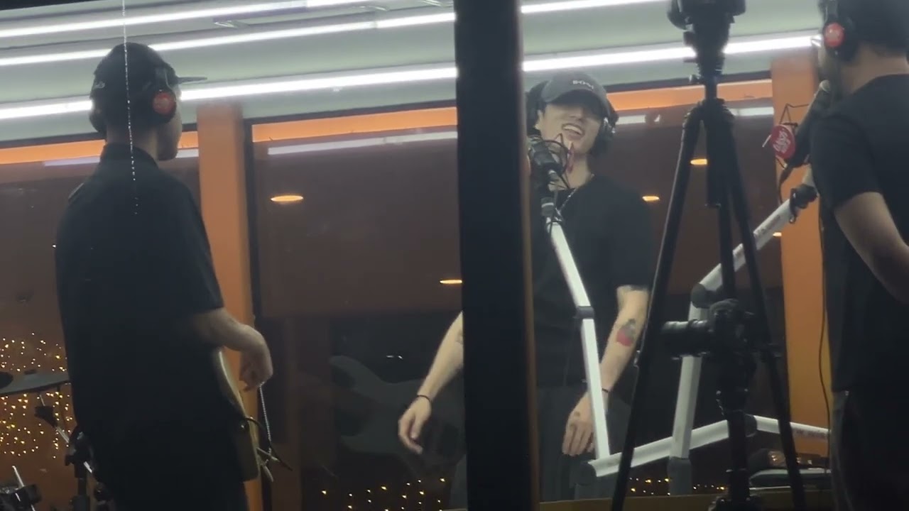 171125 eaJ Park on Wish Bus 107.5
