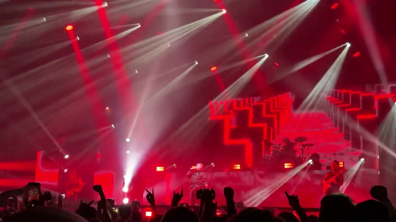 Lorna Shore - War Machine (Live @ Jäähalli, Helsinki, Finland 21.2.2026)