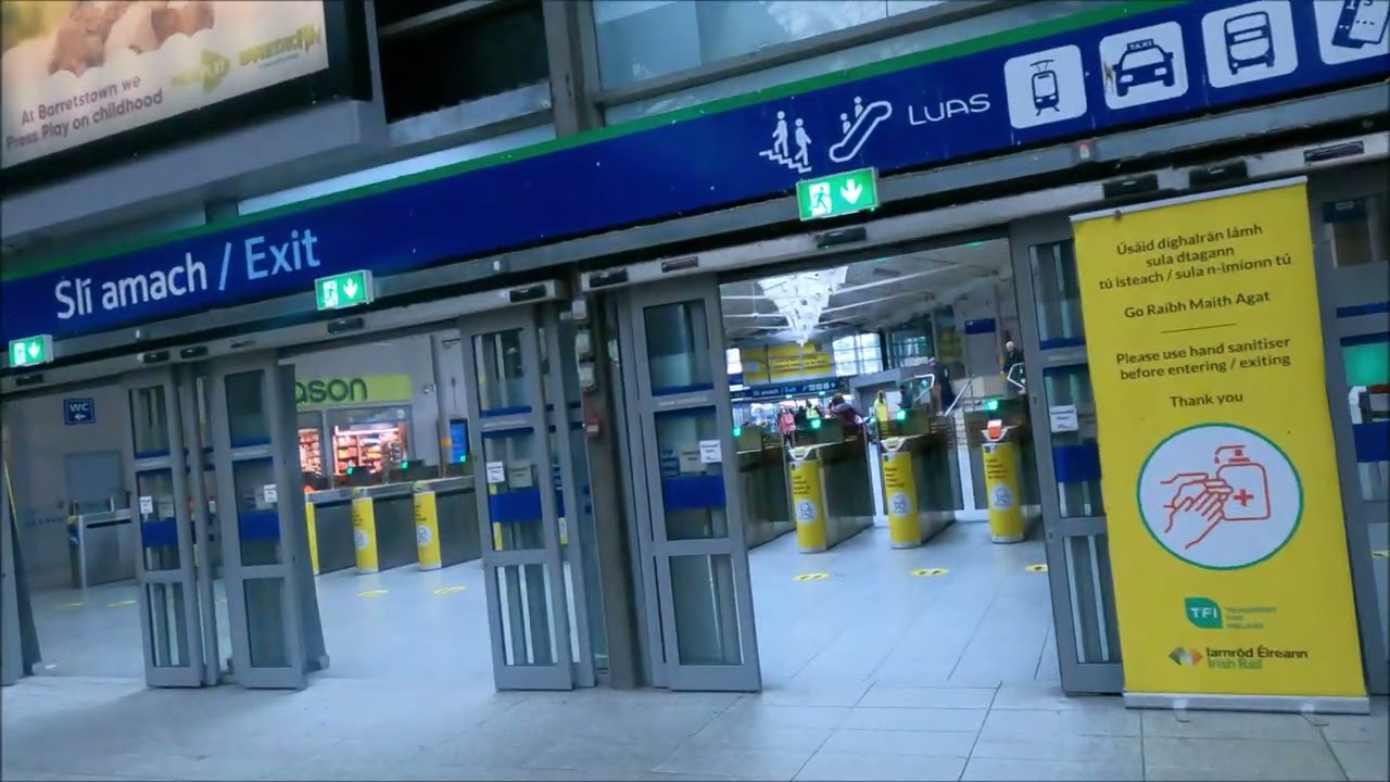 Walk in Connolly Station Dublin, IRELAND 4K