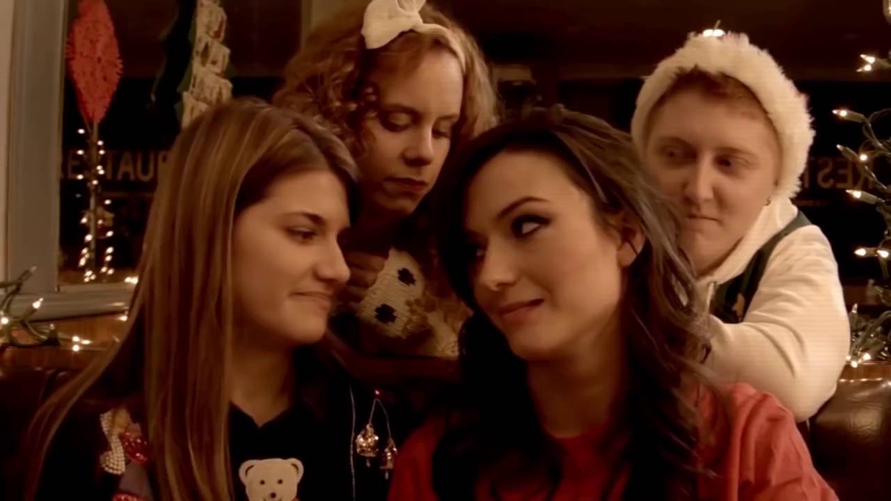 CARMILLA  - ALL HOLLSTEIN KISSES