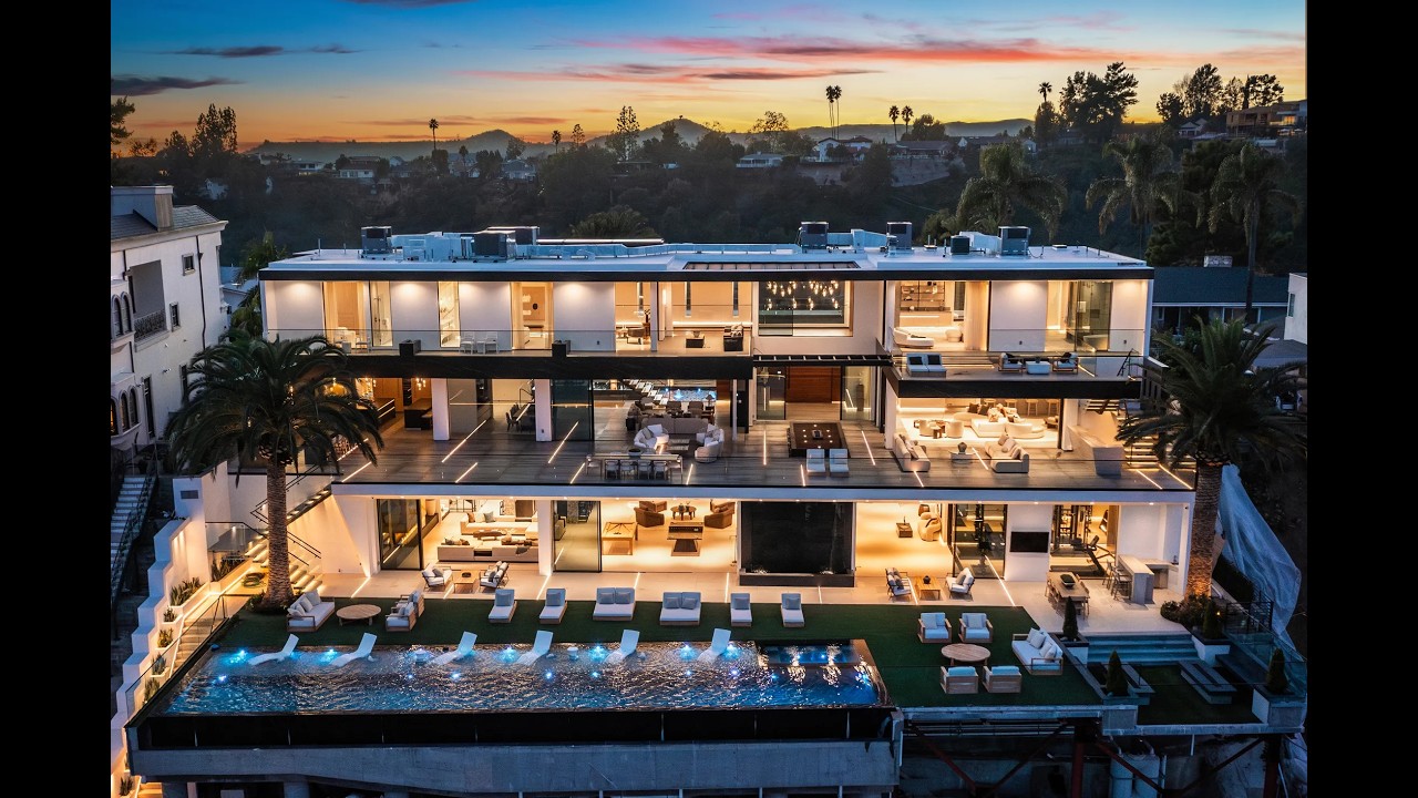 Hillside Luxury: Contemporary House in Bel Air, Los Angeles, USA | JamesEdition