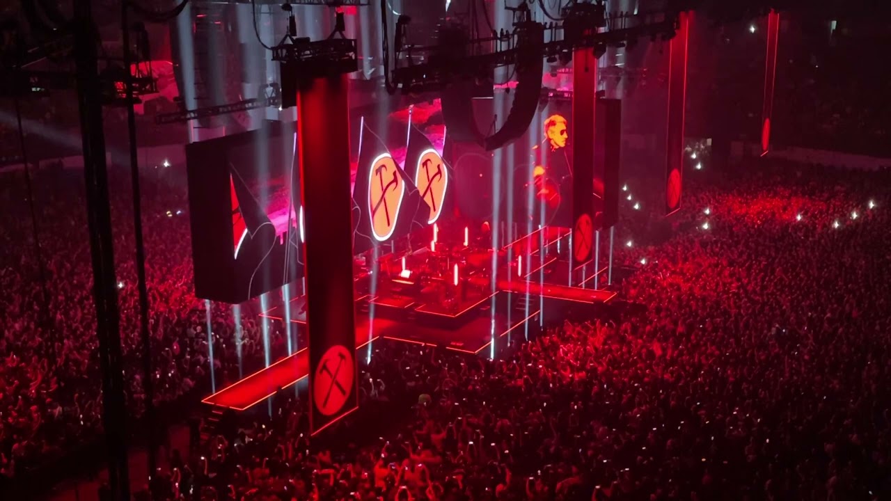 Roger Waters - In The Flesh Mexico City Palacio de los Deportes 14-10-22