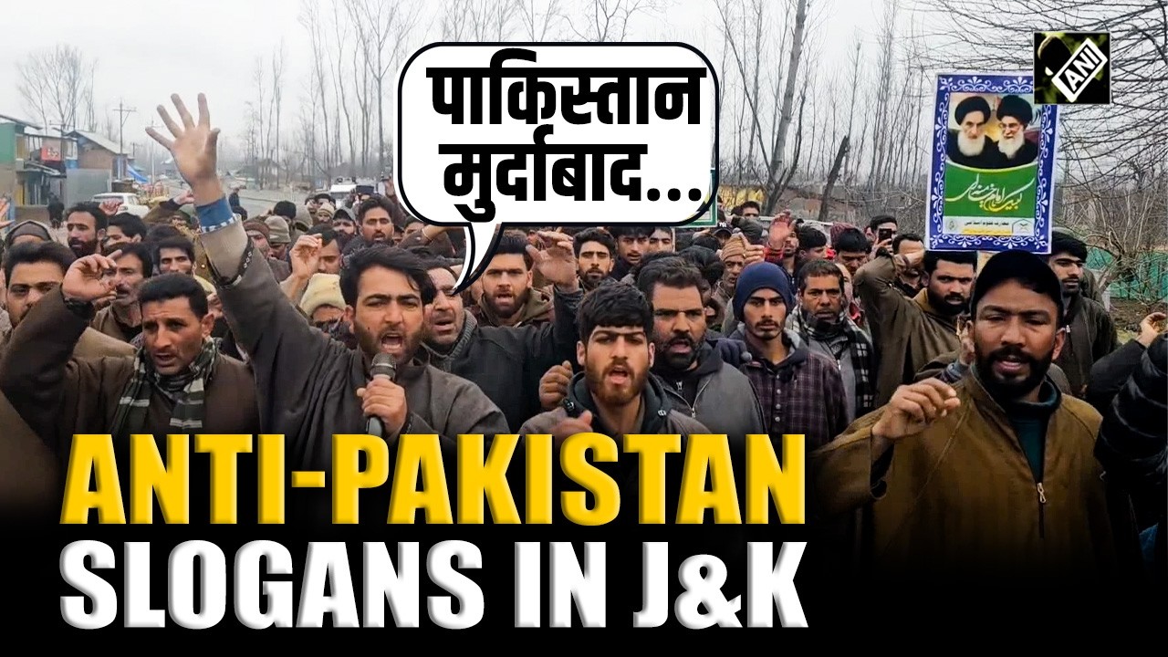 “पाकिस्तान मुर्दाबाद…” Anti-Pakistan slogans in J&K’s Baramulla, protesters condemn PM Sharif