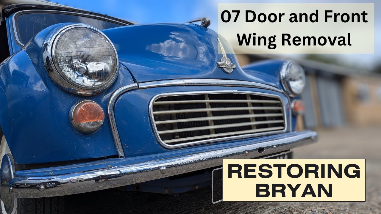 07 Door and Front Wing Removal - Morris Minor Convertible