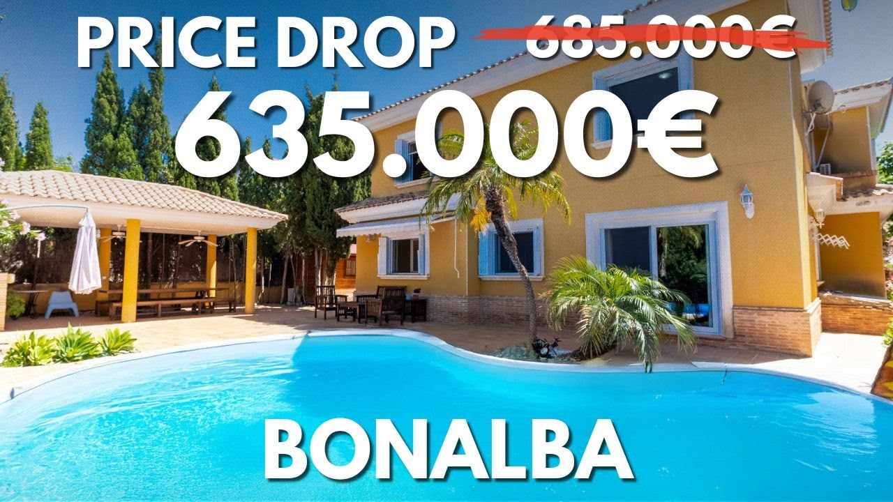 Exclusive Villa in Bonalba – A Home with Soul and Unique Character