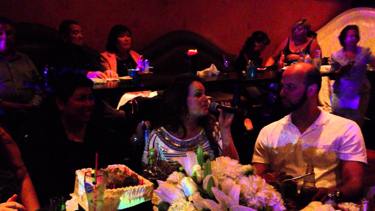 La Diferencia y Aca entre Nos - Jenny Rivera y Diana Reyes con Mariachi reyna de los Angeles