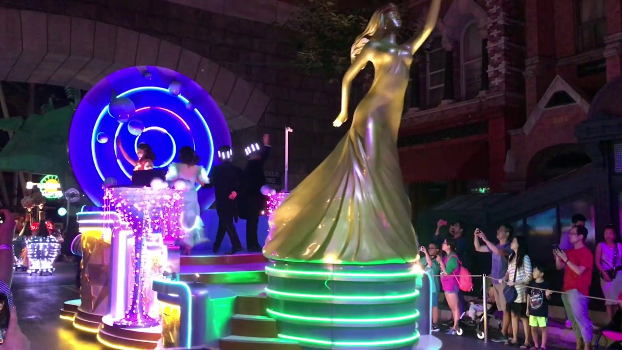 Universal Studios Singapore Parade Show Time | CNY 2019