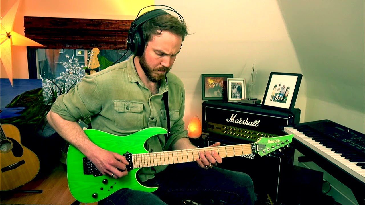 Improvising With Non-Diatonic Chords [Dm - A Improvisation Sample]